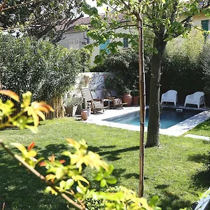 2* Bed & Breakfast Maison D'hotes 